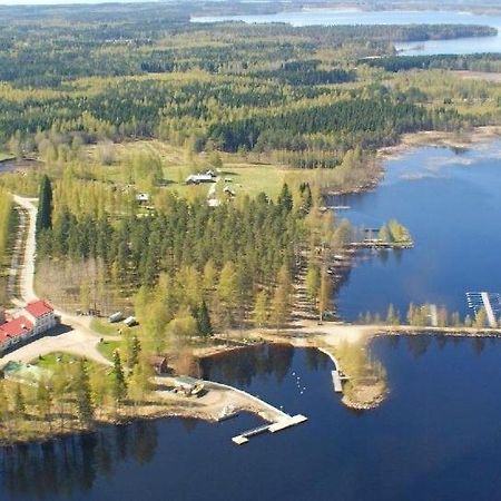 Bed and Breakfast Paksuniemen Majatalo Rääkkylä Exterior foto